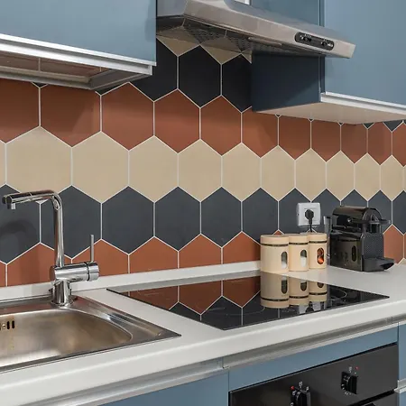 Apartment Iris E Petros Syrakus