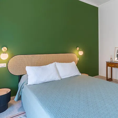 Apartment Iris E Petros