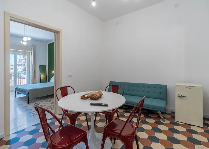 شقة Iris E Petros